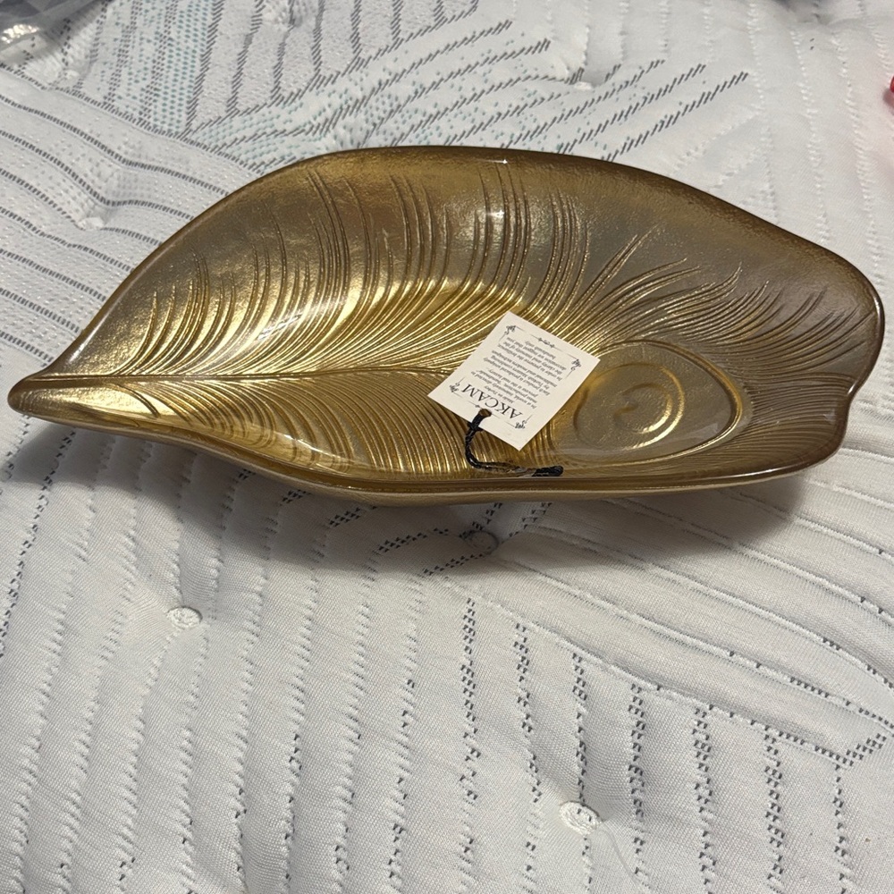 Magenta Gold Leaf Design Tray